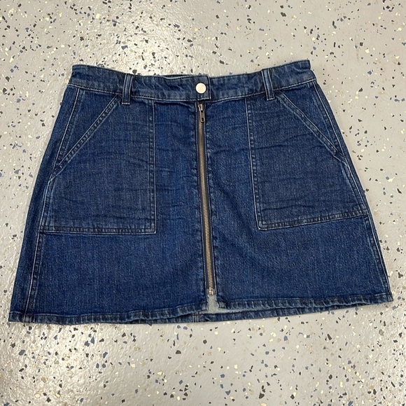 Madewell Dresses & Skirts - Madewell Denim Utility Zip Skirt Size 30